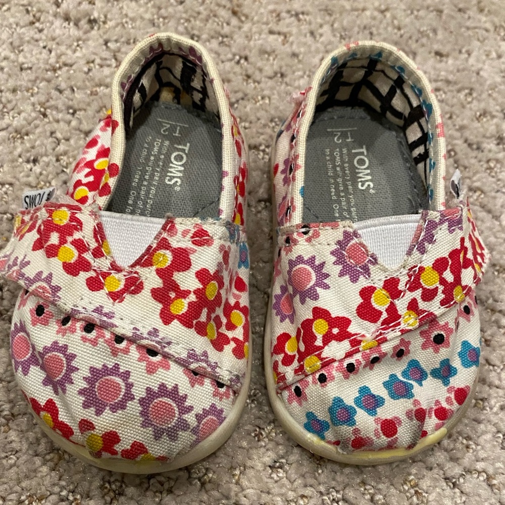 Toms 2T